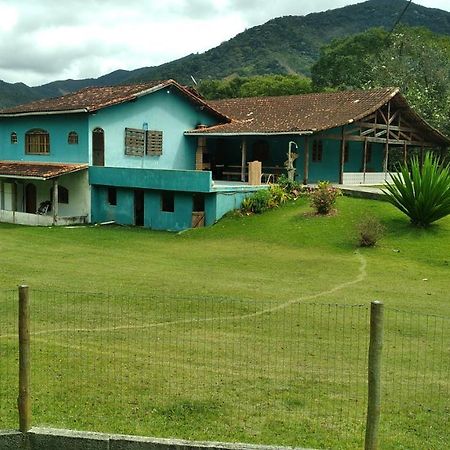 Hospedagem Faz. Soberana Villa Macae Bagian luar foto